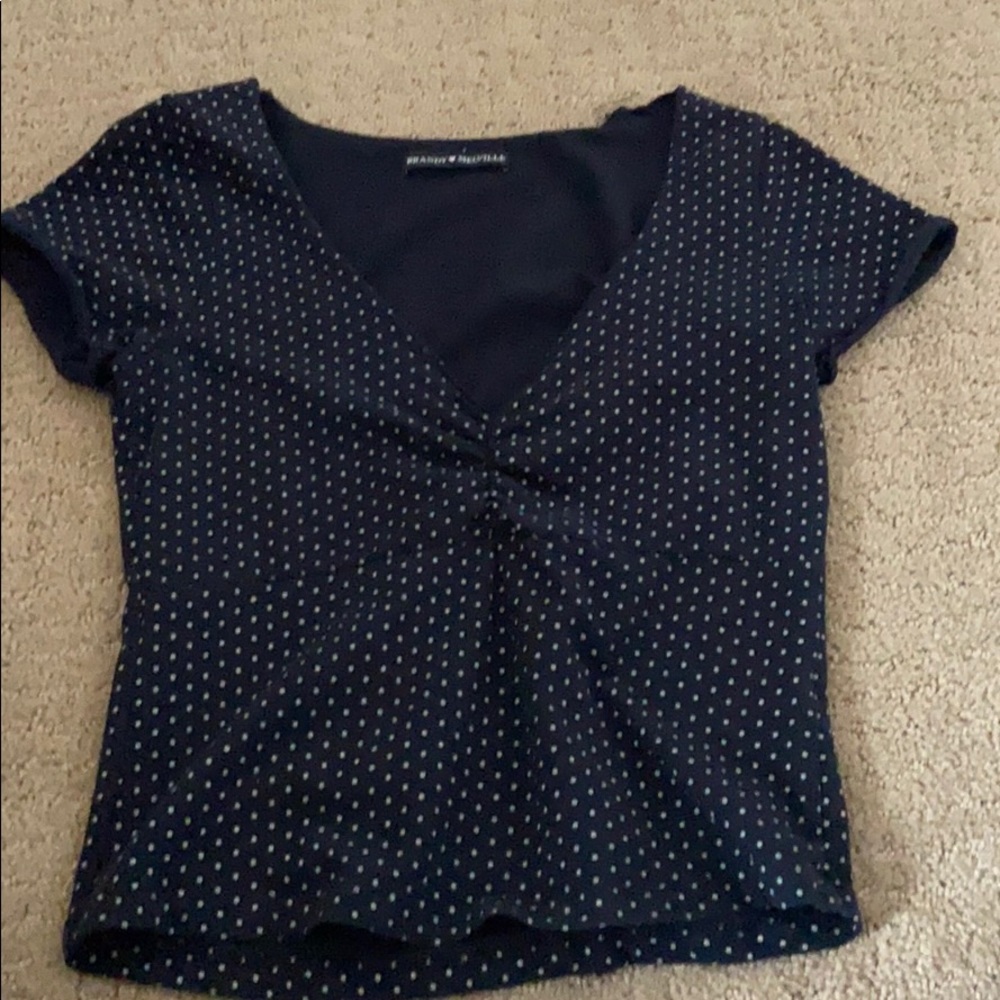 Brandy Melville V-neck shirt